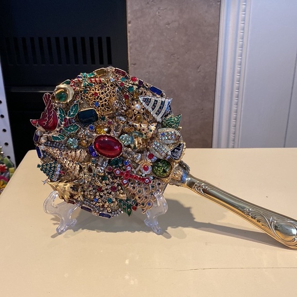 Christmas Trees and Crosses 5” Hand mirror. - Picture 4 of 5